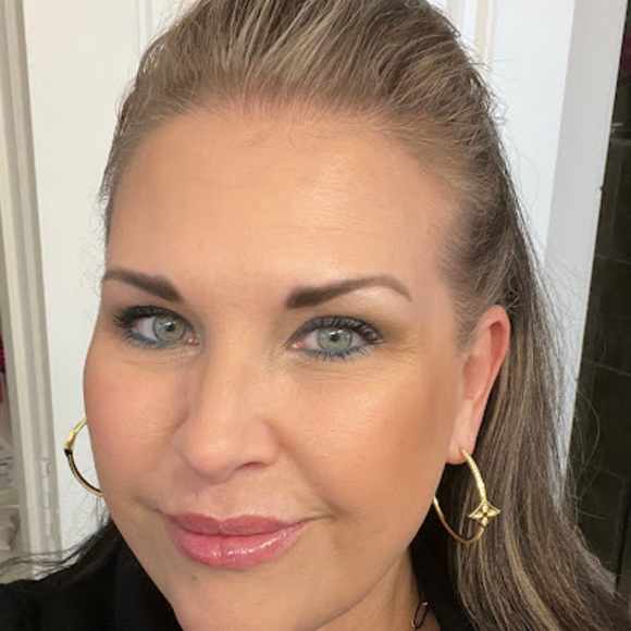 Meet your Posher, Barbara - Picture 1 of 1